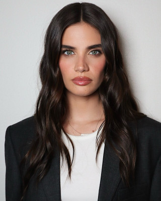 Sara Sampaio by Hung Vanngo