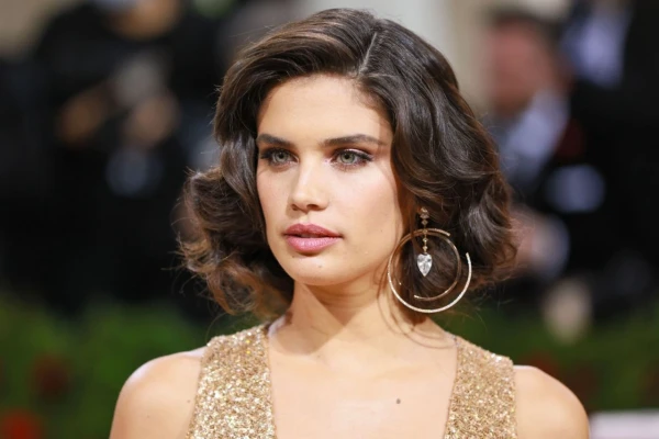 Sara Sampaio - 2022 MET Gala 05/02/2022