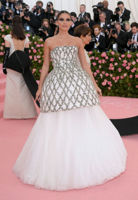 Sara Sampaio – 2019 Met Gala