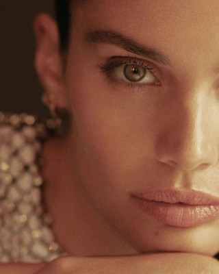 Sara Sampaio – Issue Magazine Volume 25 2019