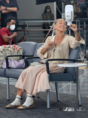 Sarah Jessica Parker - &#039;And Just Like That&#039; Set in New York 08/25/2021