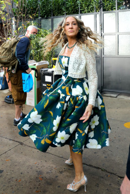 Sarah Jessica Parker - &#039;And Just Like That&#039; Set in Brooklyn 10/25/2021