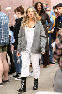 Sarah Jessica Parker - &#039;And Just Like That&#039; Set in Bushwick 11/02/2021