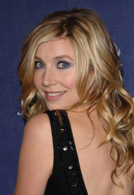 photo 8 in Sarah Chalke gallery [id206527] 2009-11-12 00:00:00