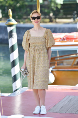 Sarah Gadon