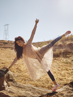 Sarah Hyland - Self Magazine 2018