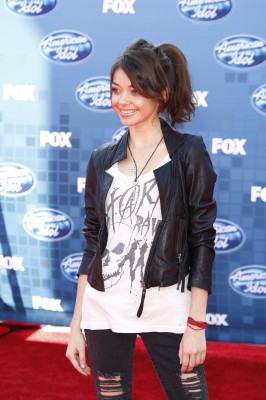 photo 21 in Sarah Hyland gallery [id403148] 2011-06-20 00:00:00