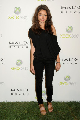photo 20 in Sarah Hyland gallery [id309719] 2010-11-01 00:00:00