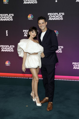 Sarah Hyland-47th People’s Choice Awards 