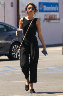 Sarah Hyland-in Hollywood