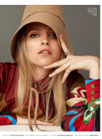 Sarah-Jeanne Labrosse – ELLE Québec October 2019 Issue