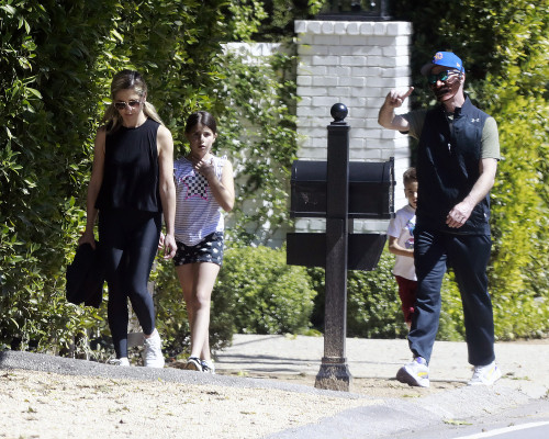 Sarah Michelle Gellar, her husband and kids are seen in Los Angeles 11 Apr 2020
