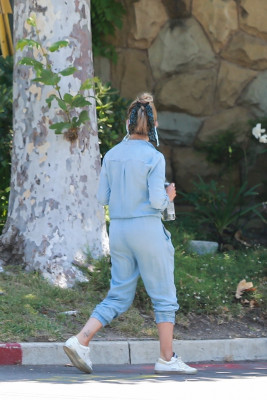Sarah Michelle Gellar is seen in Brentwood 06.07.2020