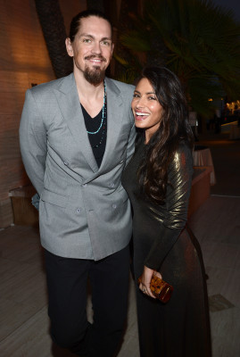 Sarah Shahi pic #549973