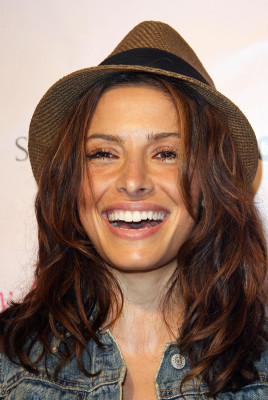 photo 11 in Sarah Shahi gallery [id227145] 2009-12-25 00:00:00