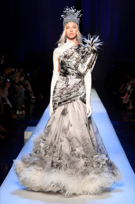 Sasha Luss pic #982136