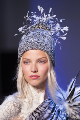 Sasha Luss pic #982135