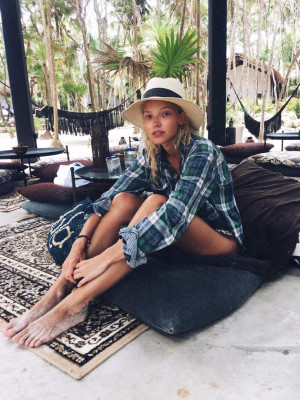 Sasha Luss pic #991723