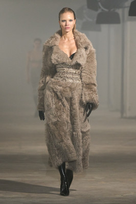 Sasha Luss for Ludovic de Saint Sernin F/W 25