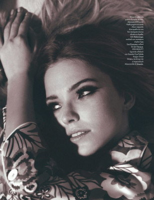 SASHA LUSS in Elle Magazine, Italy May 2020