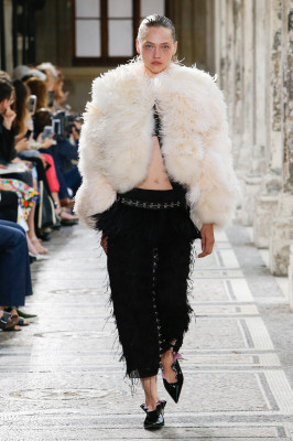 Sasha Pivovarova - Proenza Schouler Spring/Summer 2018 Fashion Show in Paris