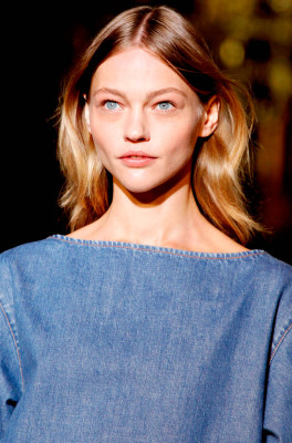 photo 5 in Sasha Pivovarova gallery [id307452] 2010-10-25 00:00:00