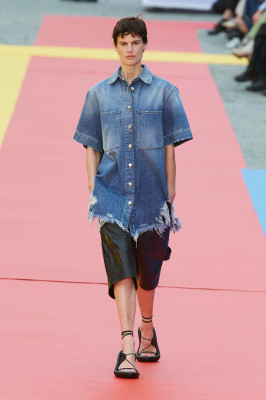 Stella McCartney SPRING 2023 READY-TO-WEAR