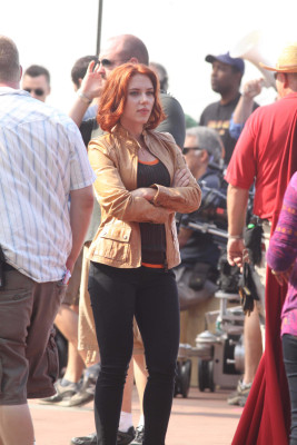 Scarlett Johansson - The Avengers (2012) On Set in New York 09/02/2011