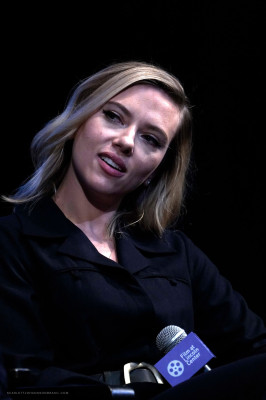 Scarlett Johansson - &#039;Marriage Story&#039; Press Conference at 57th NYFF 10/04/19