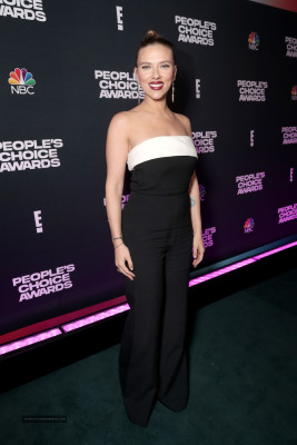 Scarlett Johansson - 47th People's Choice Awards in Santa Monica 12/07/2021