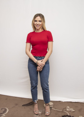 Scarlett Johansson - &#039;Jojo Rabbit&#039; Press Conference in Los Angeles 10/13/2019