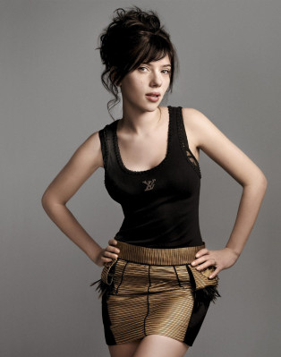 Scarlett Johansson - Elle France (2009)