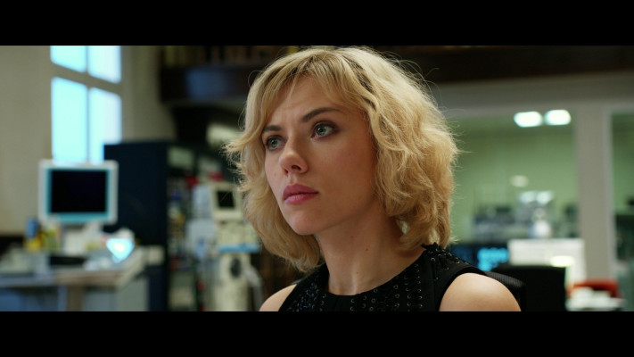 Scarlett Johansson - Lucy (2014)