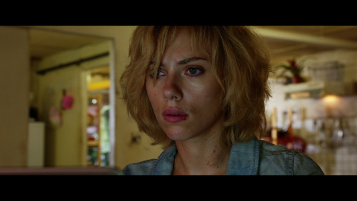 Scarlett Johansson - Lucy (2014)