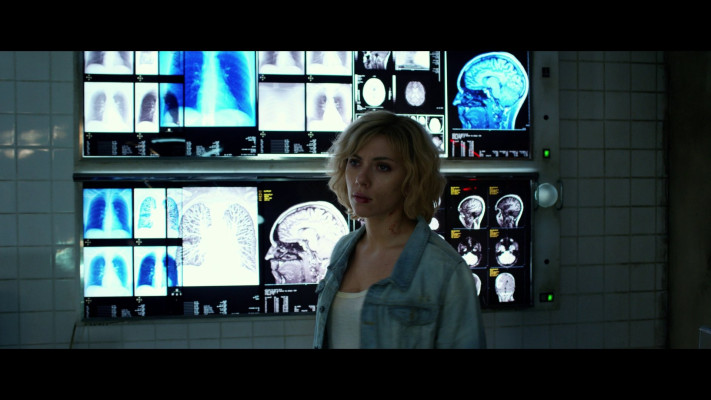 Scarlett Johansson - Lucy (2014)