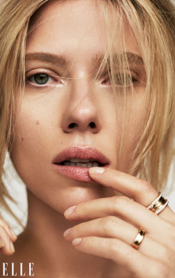 Scarlett Johansson - Elle Women in Hollywood (2019)
