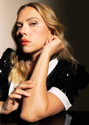 Scarlett Johansson by Thea Traff for The New York Times (2024)