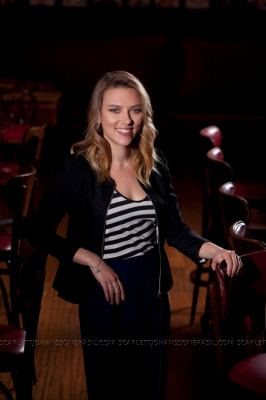 Scarlett Johansson - Todd Plitt Photoshoot in New York for USA Today 11/27/2012
