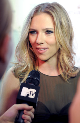 photo 25 in Scarlett Johansson gallery [id579326] 2012-11-11 00:00:00