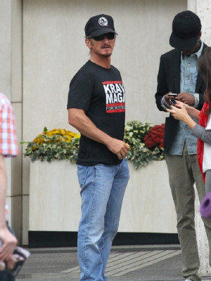 photo 10 in Sean Penn gallery [id570522] 2012-10-14 00:00:00