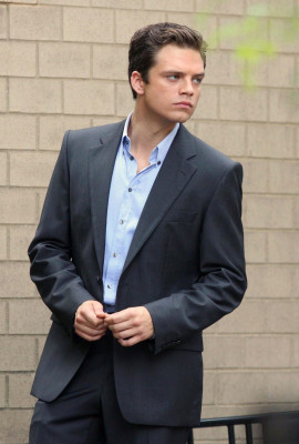 Sebastian Stan pic #759052