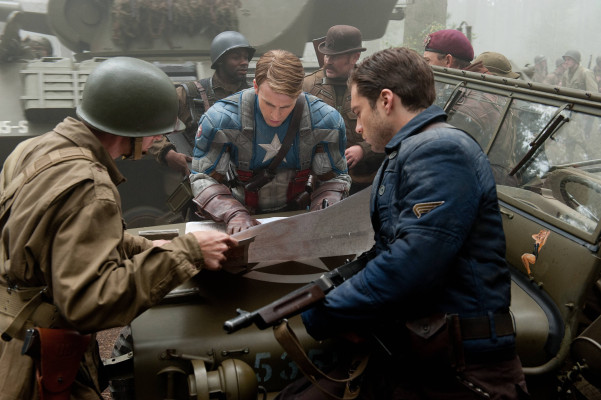 Sebastian Stan pic #908077