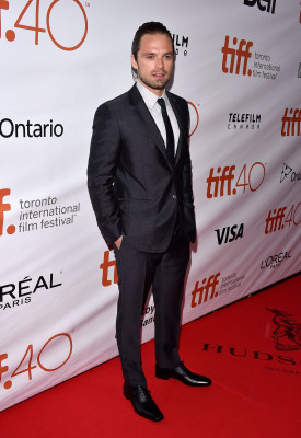 Sebastian Stan pic #870600