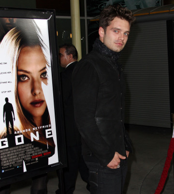 Sebastian Stan pic #829090