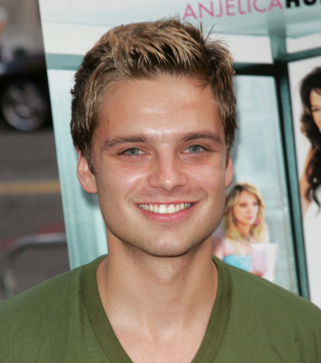 Sebastian Stan pic #790749