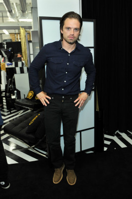 Sebastian Stan pic #867427
