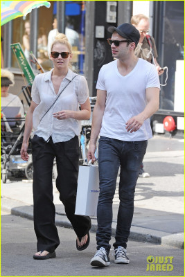 Sebastian Stan pic #778136