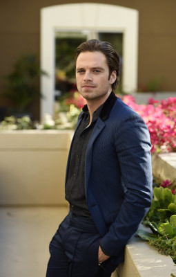 Sebastian Stan pic #912711