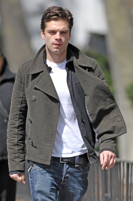 Sebastian Stan pic #406611