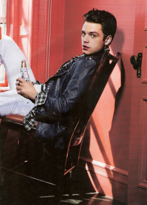 Sebastian Stan pic #406052